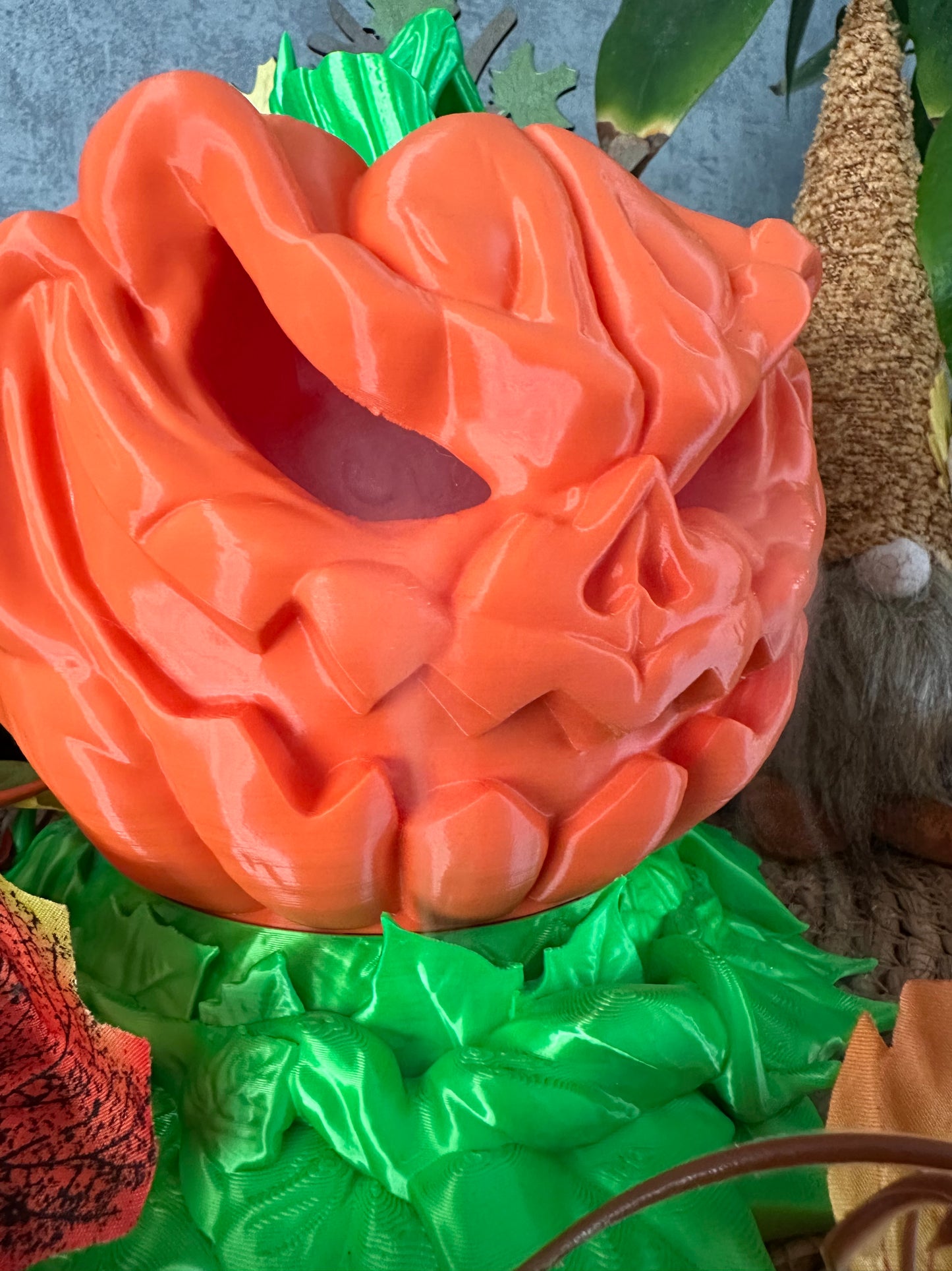 Jack o lantern humidifier