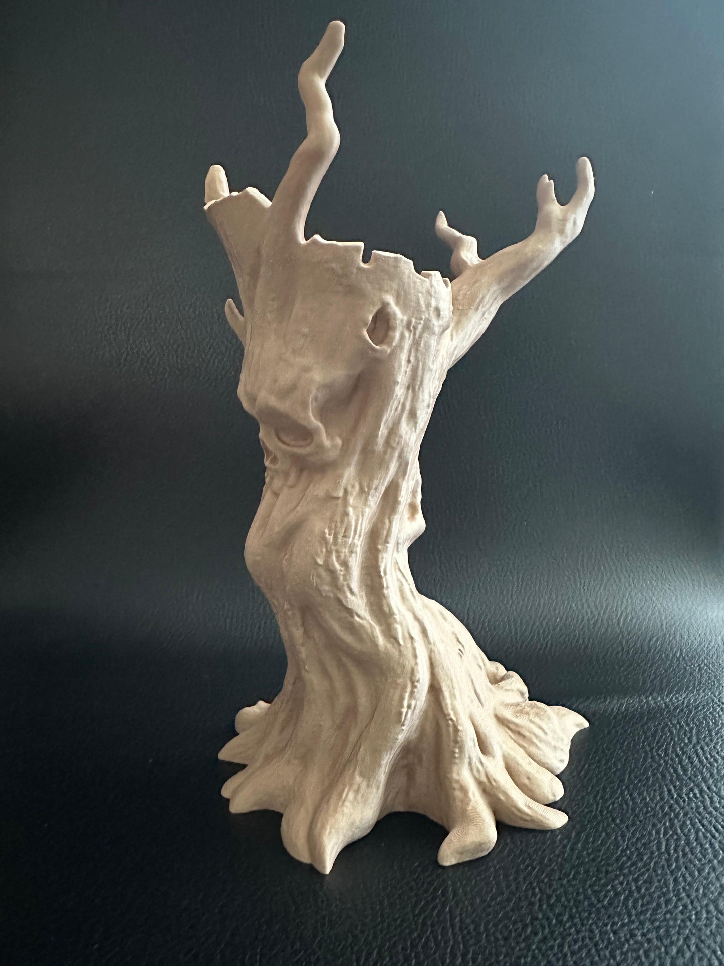 Dreadwood dice tower